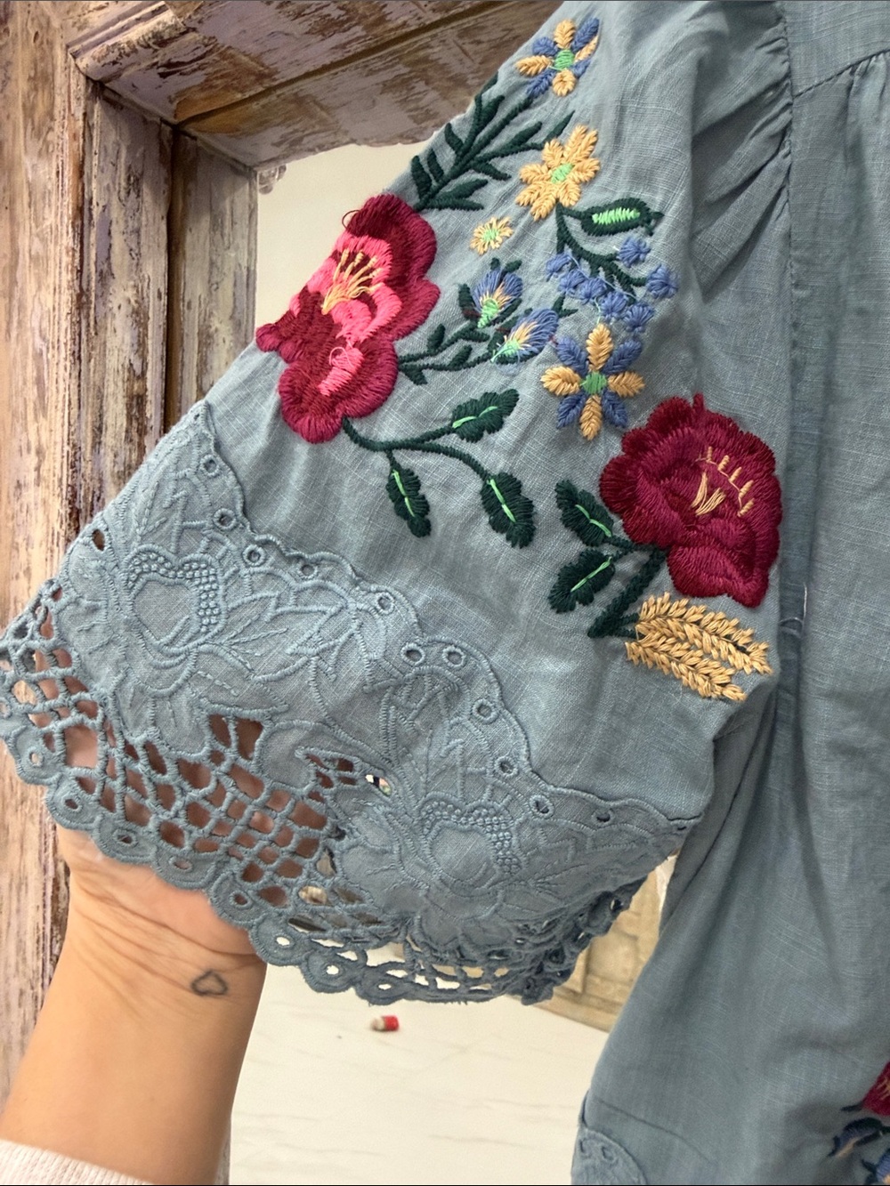 Embroidered Blue Cotton Open-Front Blouse with Floral Motifs - Picture 4 of 9